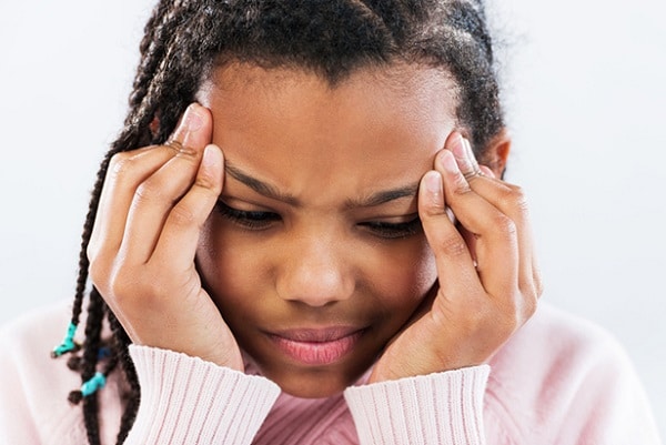 How are headaches in children diagnosed