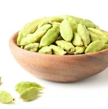 Top 10 Health Benefits of Green Cardamom