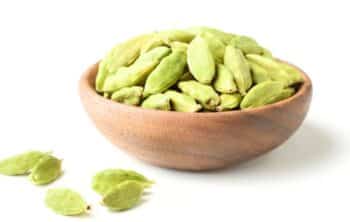 Top 10 Health Benefits of Green Cardamom